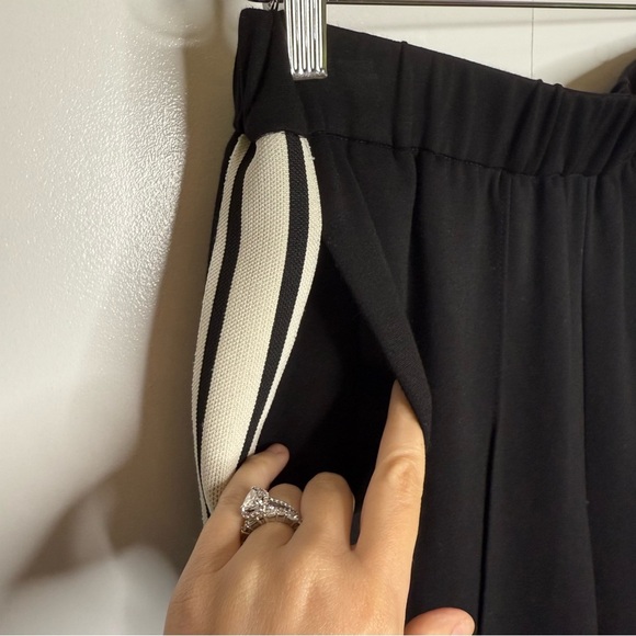 Celine - Black Pull on pants with Pleat and Stripes - Small 100% cotton - Picture 4 of 12